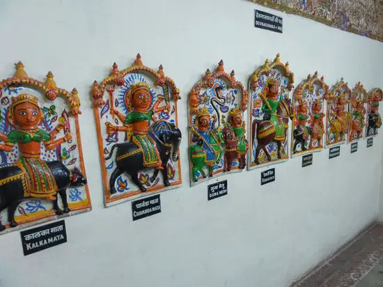 Bhartiya Lok Kala Mandal Museum