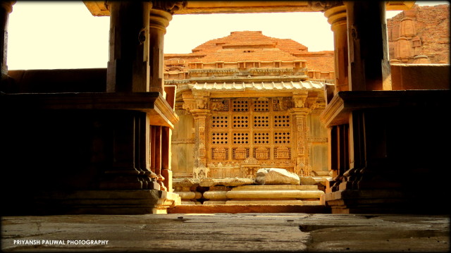 Saas Bahu Temple Udaipur 3