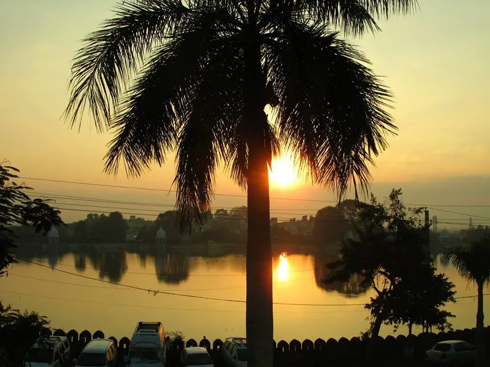 Swaroop Sagar Lake Udaipur 3