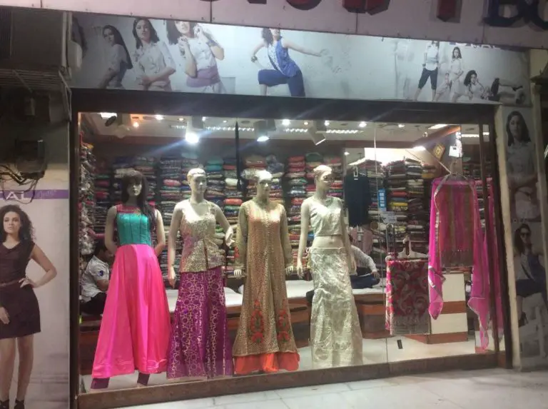 18 Best Women’s Clothing Stores in Udaipur