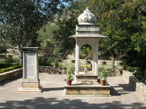 Chetak Memorial (Chetak Samadhi)